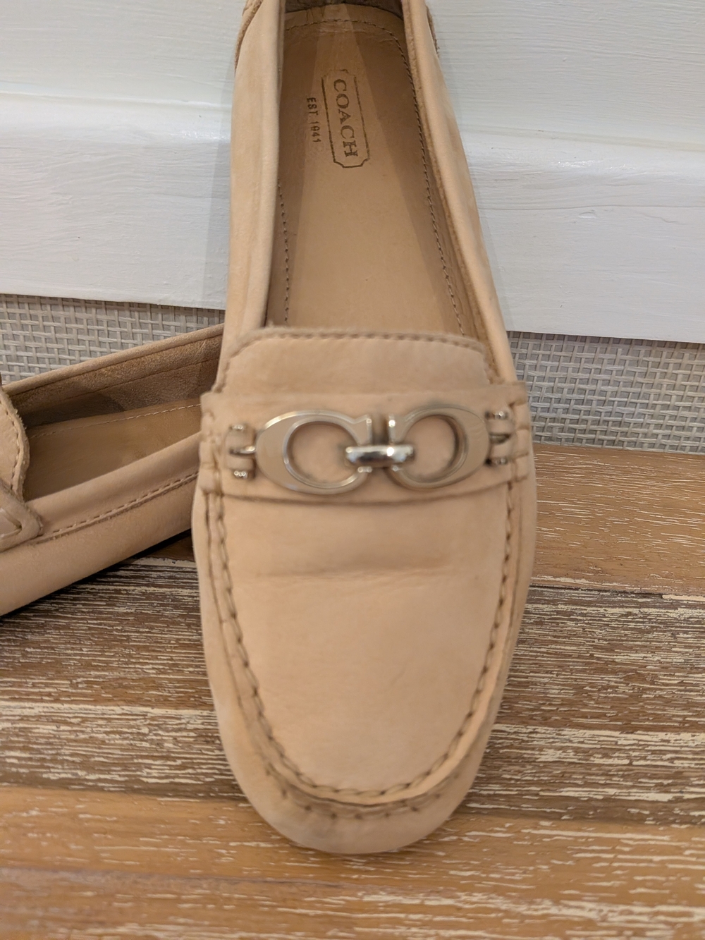 Coach Women's Beige Leather Driving Loafers 7b